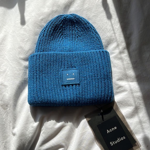 Acne Accessories - NWT Acne Studios Wool Beanie